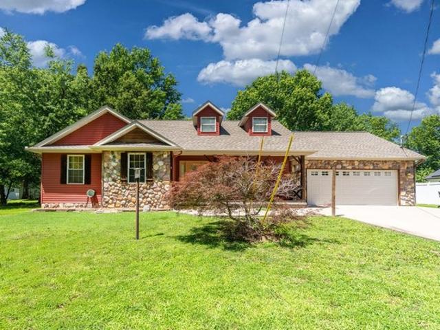 House for sale in Carterville, Illinois