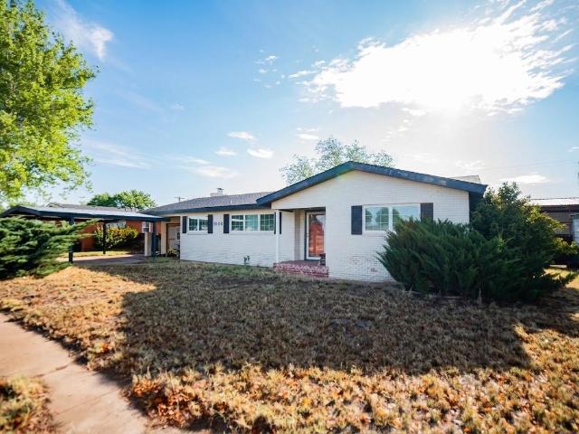 House for sale in Denver City, Texas