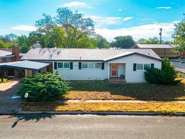 House for sale in Denver City, Texas