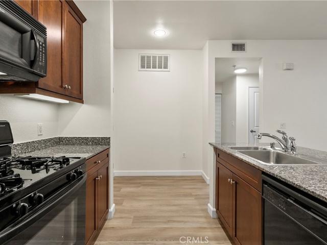 Condo for sale in Irvine, Irvine Business Complex