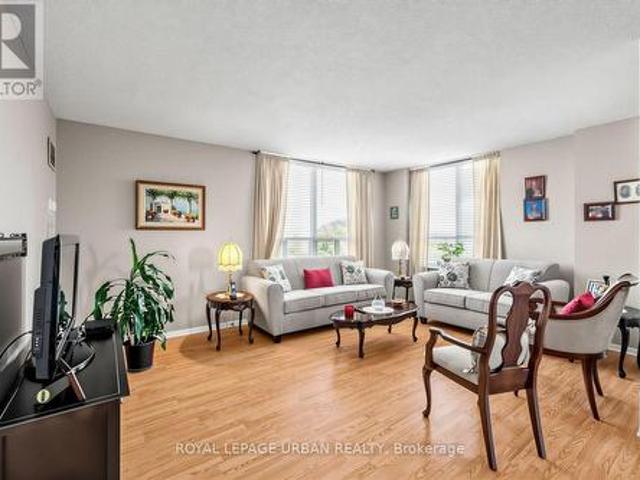 Condo for sale in Don Valley East, Toronto