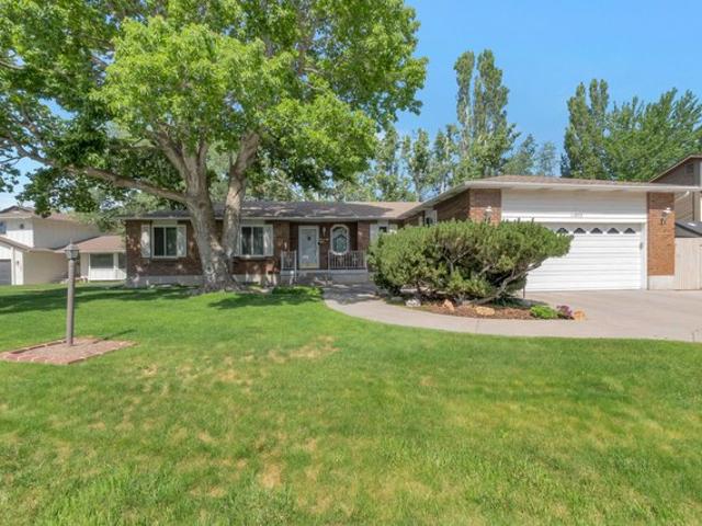 House for sale in Sandy, Utah