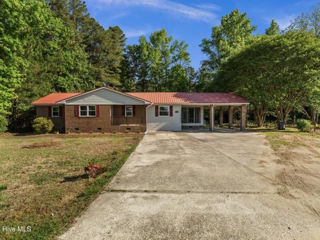 House for sale in Hallsboro, North Carolina