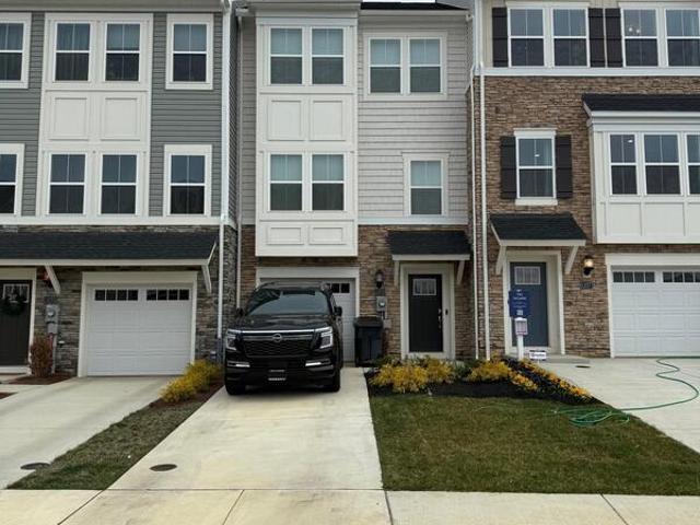 Townhouse for rent in White Plains