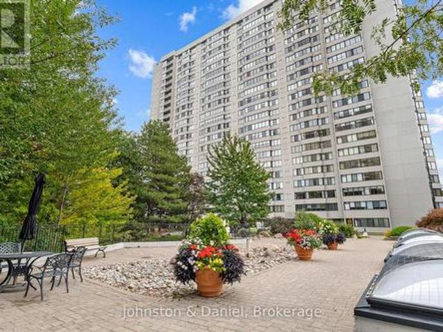 Condo for sale in Scarborough—Agincourt, Toronto