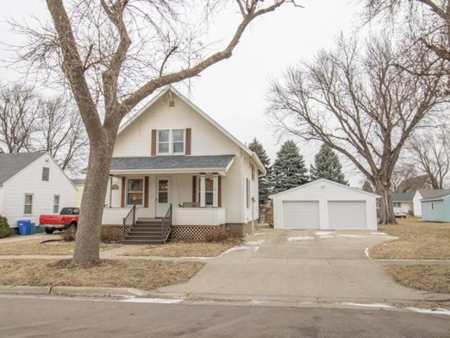 House for sale in Hull, Iowa