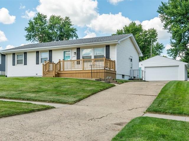 House for sale in Altoona, Iowa