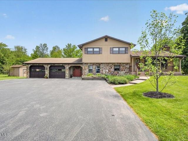 House for sale in Saratoga, New York