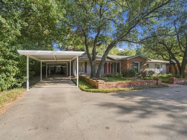 House for sale in Hillsboro, Texas