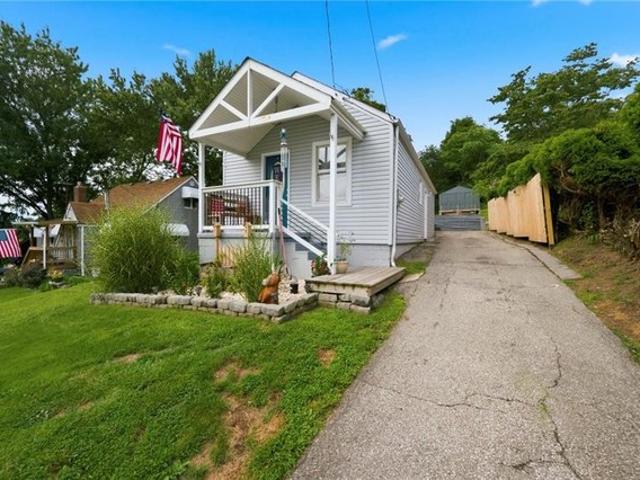 House for sale in Vandergrift, Pennsylvania