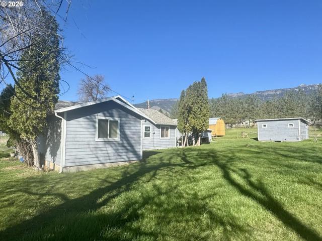 House for sale in Oregonia
