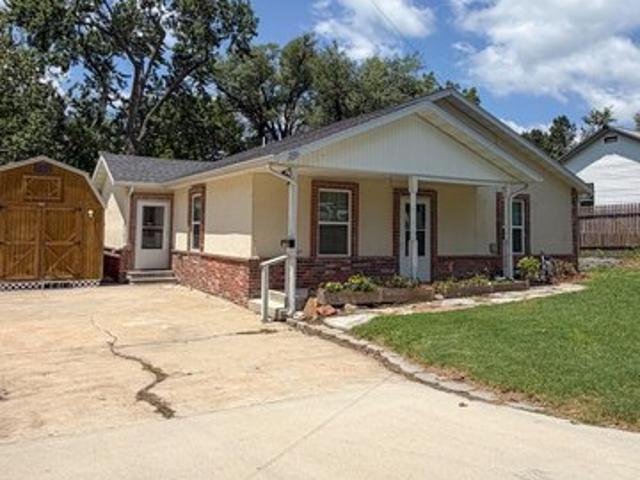 House for sale in Mountain Grove, Missouri