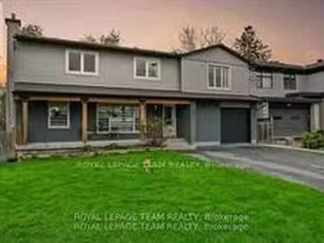 House for sale in Nepean