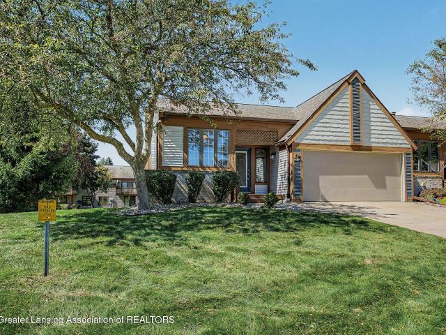 Condo for sale in Lansing, Eaton County