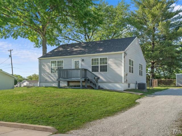 Property for sale in Pacific, Missouri