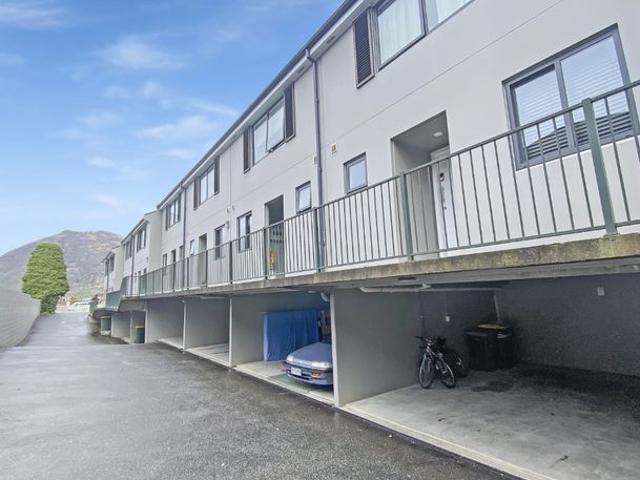 Apartment for rent in Otakou