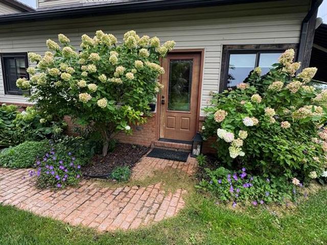 House for sale in Hartland, Michigan