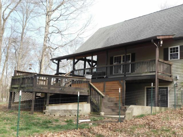 House for sale in Pekin, Indiana