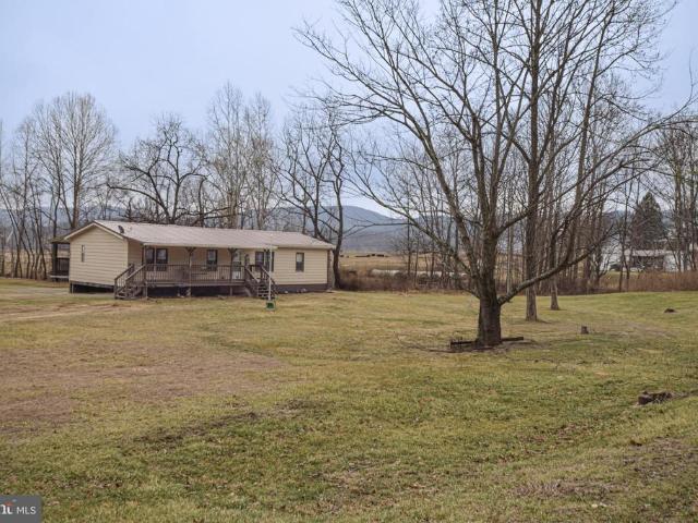 House for sale in Upper Tract, West Virginia