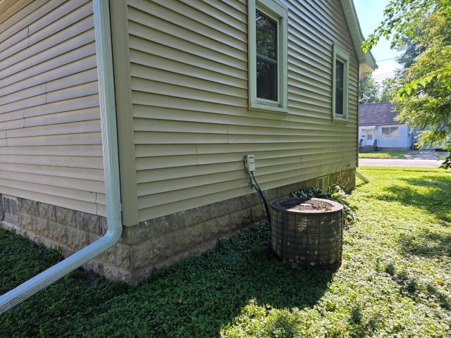 House for sale in Austin, Mower County