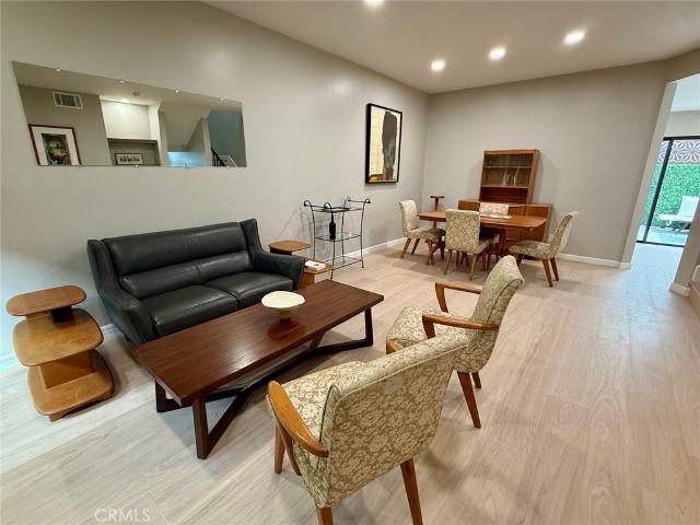 Townhouse for sale in Santa Monica