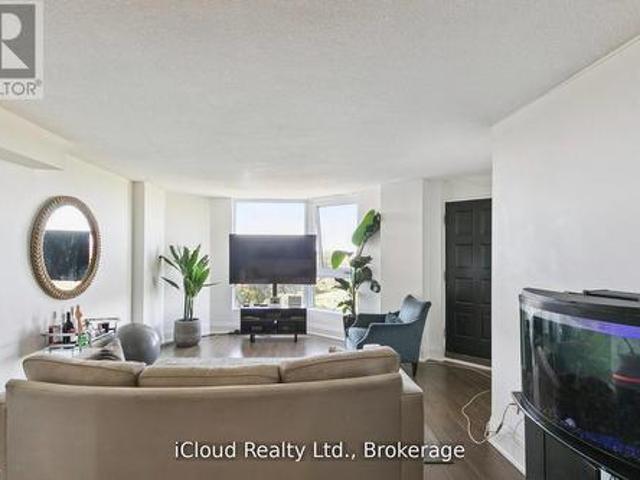 Condo for sale in Etobicoke North, Toronto
