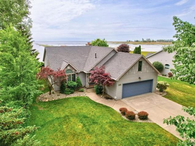 Condo for sale in Au Gres, Michigan