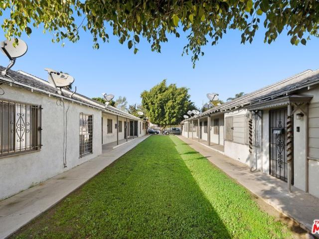 House for sale in Inglewood, California