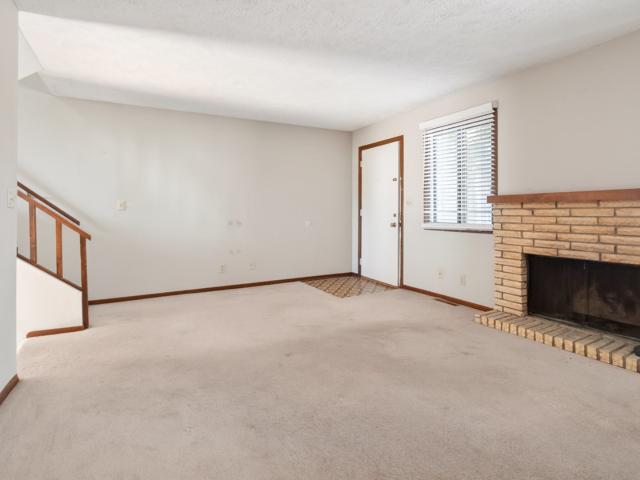 Condo for sale in Mclean, Illinois