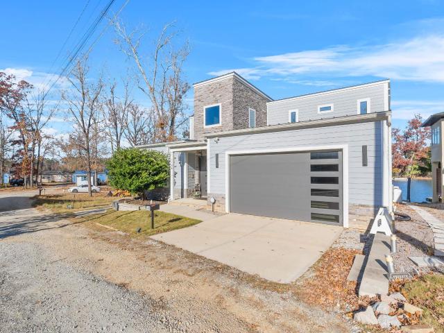 House for sale in Chapin, South Carolina