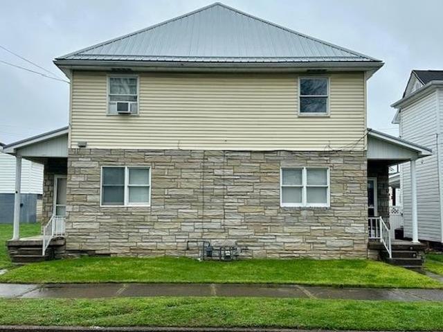 House for sale in Moundsville, West Virginia