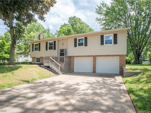 House for sale in Summit, Ohio