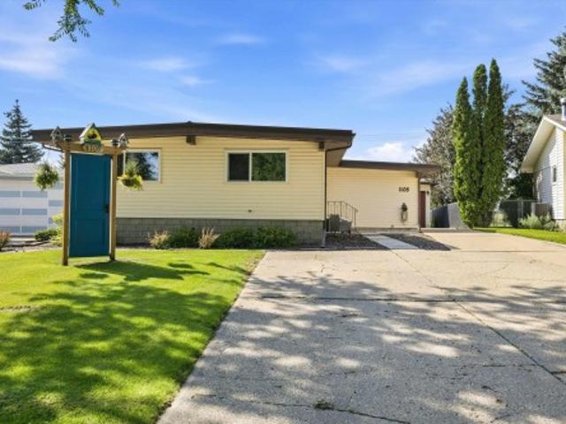 House for sale in Sherwood Park, Alberta