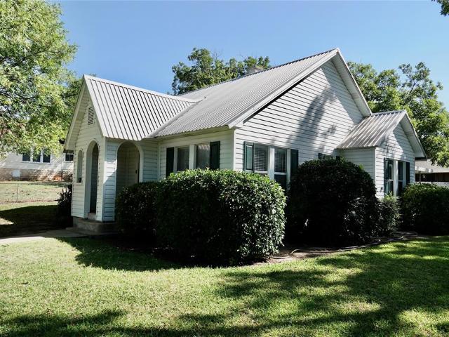House for sale in Mills, Texas