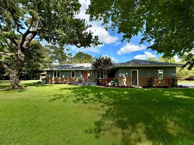 House for sale in Mahomet, Illinois