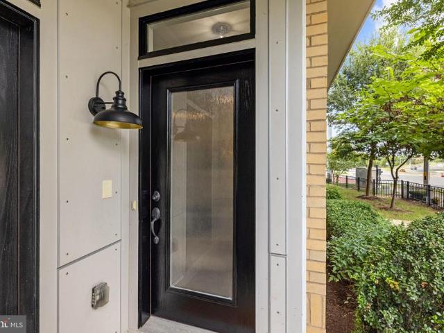 Condo for sale in Virginia