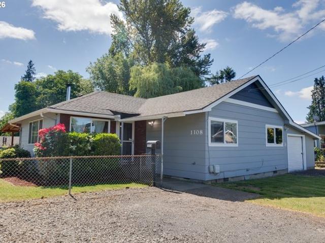 House for sale in Kelso, Washington