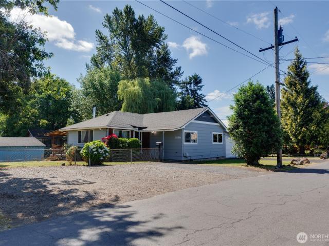House for sale in Kelso, Washington