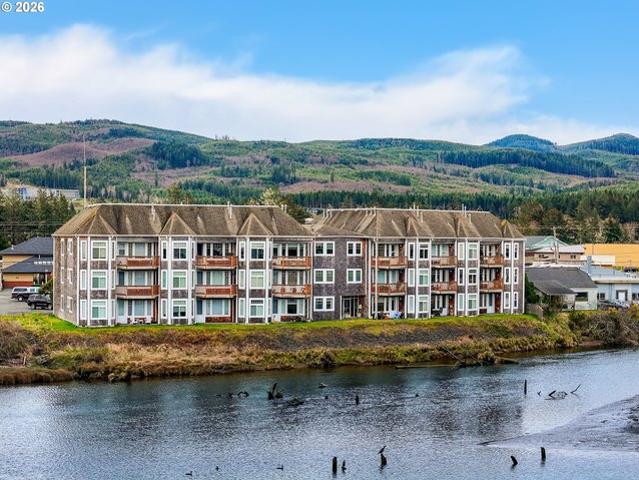 Condo for sale in Seaside, Clatsop County