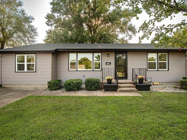 House for sale in El Dorado Springs, Missouri