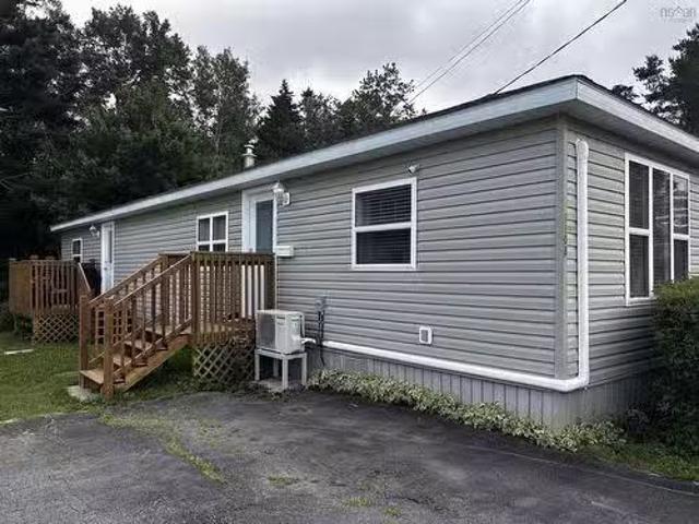House for sale in Beaver Bank, Nova Scotia