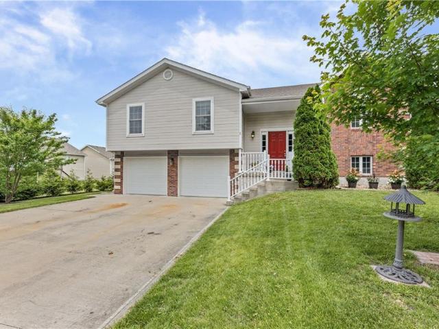 House for sale in Cameron, Missouri