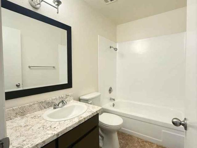 Apartment for rent in Clovis, California