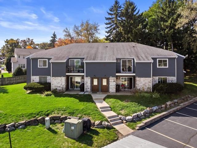 Condo for sale in Whispering Pines Condominiums, Fitchburg