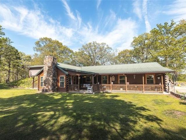 House for sale in Jadwin, Missouri