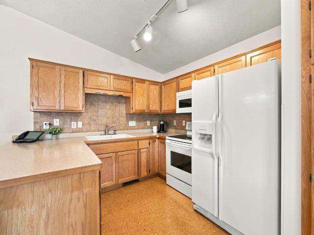 Townhouse for sale in Elk River, Sherburne County