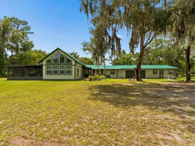 House for sale in Webster, Florida