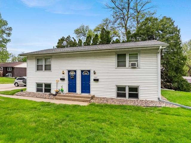 House for sale in Silvis, Illinois