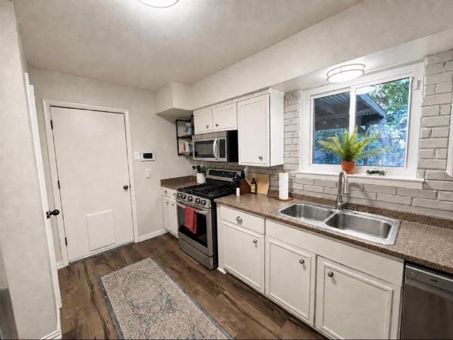 House for sale in Benbrook, Texas