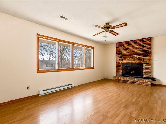 House for sale in Cole Camp